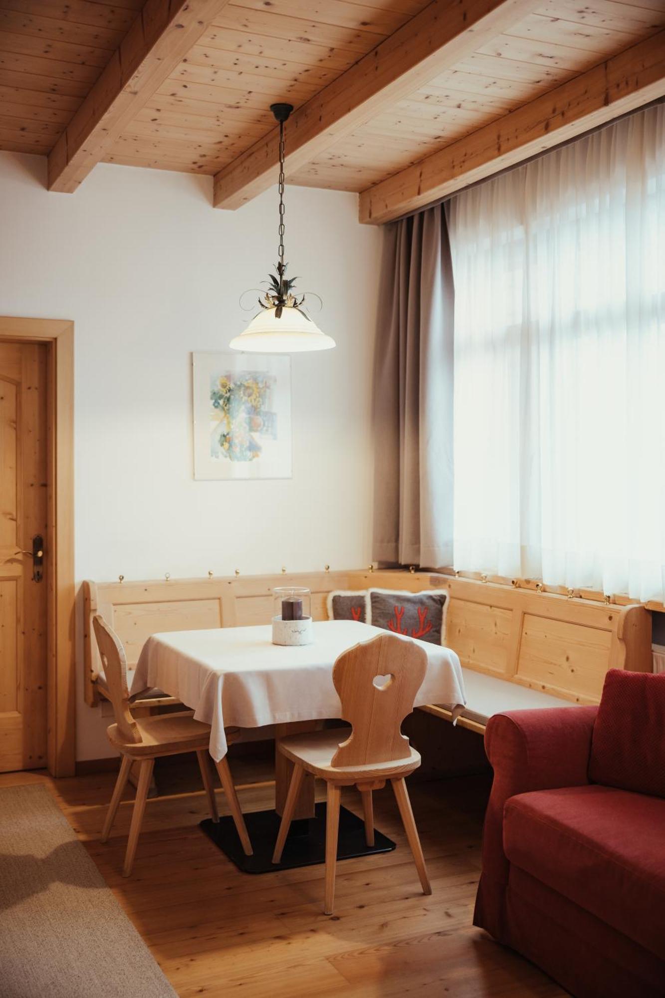 סאן קאסיאנו Villa Flora Mountain Lodges מראה חיצוני תמונה